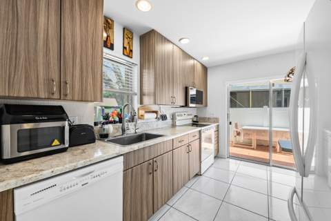 18762 Candlewick Drive, Boca Raton FL - photo 10 of 52