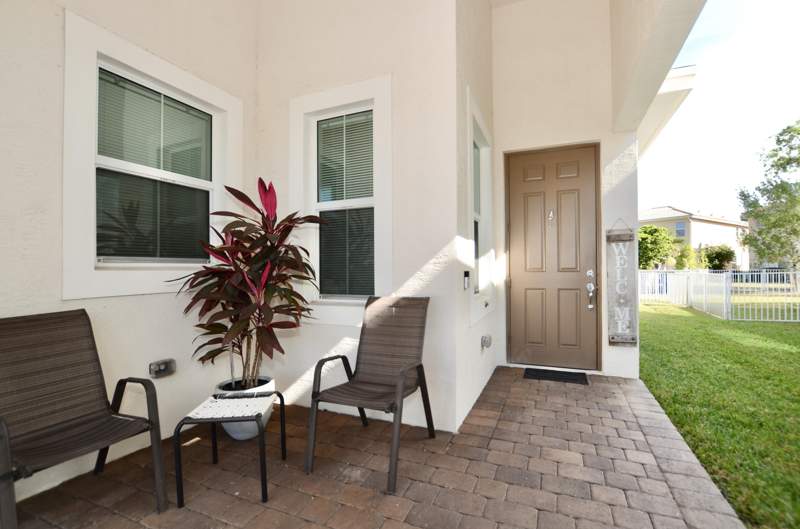 2 bedroom Single Family Residence at 1897 NW Cataluna Circle, Vizcaya Falls Plat 2, Port St. Lucie — photo 4