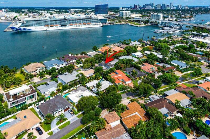 7 bedroom Single Family Residence at 1940 Harbourview Drive, Harbor Beach inlet , Fort Lauderdale — photo 2
