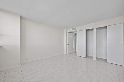 5600 N Flagler Drive #2304, West Palm Beach FL - photo 17 of 39