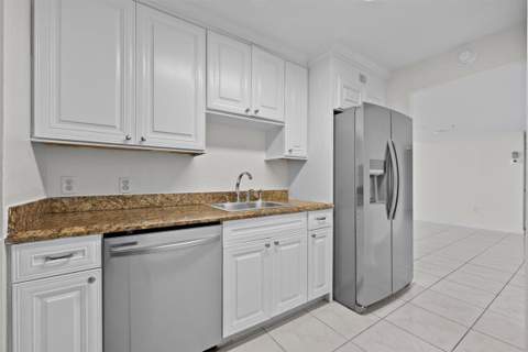 5600 N Flagler Drive #2304, West Palm Beach FL - photo 15 of 39