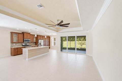 11917 SW Seahorse Springs Terrace, Port St. Lucie FL - photo 17 of 71