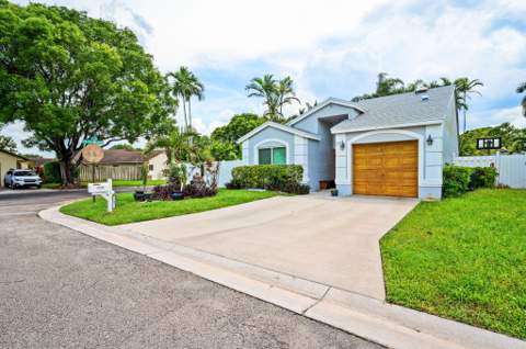 5591 SW 99th Avenue, Cooper City FL - photo 8 of 27