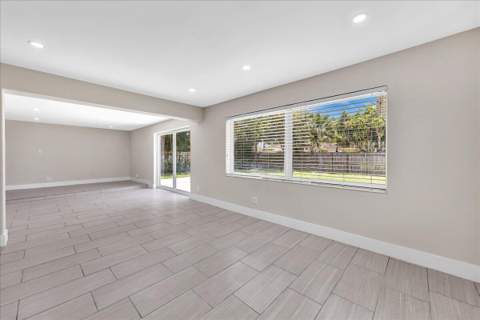 611 N Highland Drive, Hollywood FL - photo 7 of 36