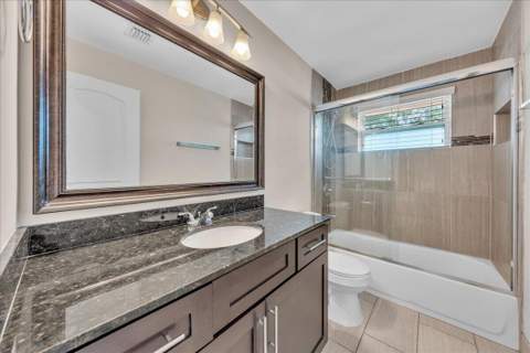 611 N Highland Drive, Hollywood FL - photo 21 of 36