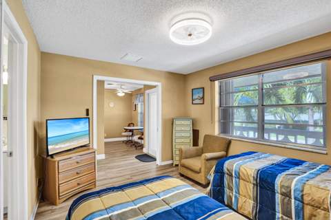 1050 Citrus Way #203, Delray Beach FL - photo 8 of 52