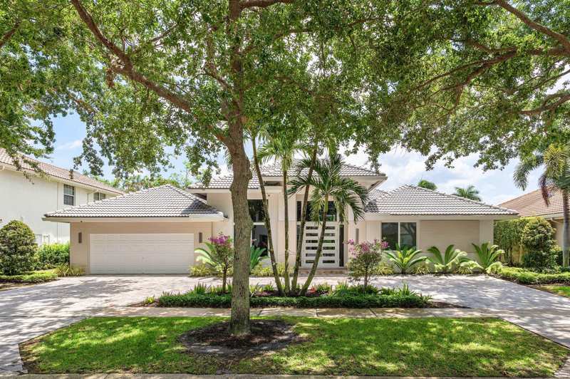 5 bedroom Single Family Residence at 3164 Saint Annes Drive, Woodfield Country Club, Boca Raton — photo 1
