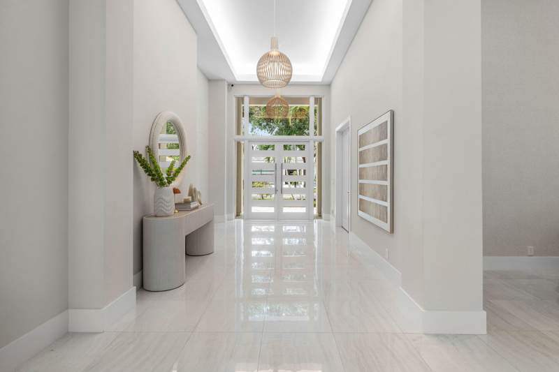 5 bedroom Single Family Residence at 3164 Saint Annes Drive, Woodfield Country Club, Boca Raton — photo 5