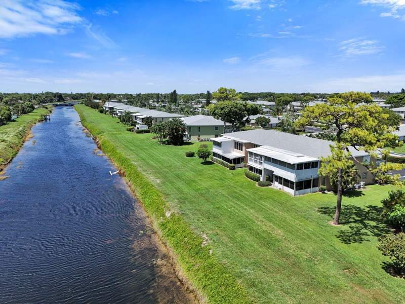 2 bedroom Condominium at 1050 Citrus Way #203, Pines Of Delray Condo, Delray Beach — photo 4
