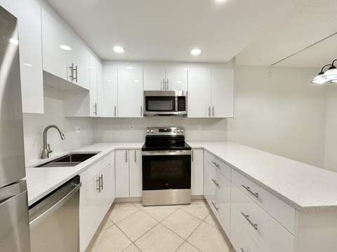 418 Pine Glen Lane #C-1, Greenacres FL - photo 10 of 63