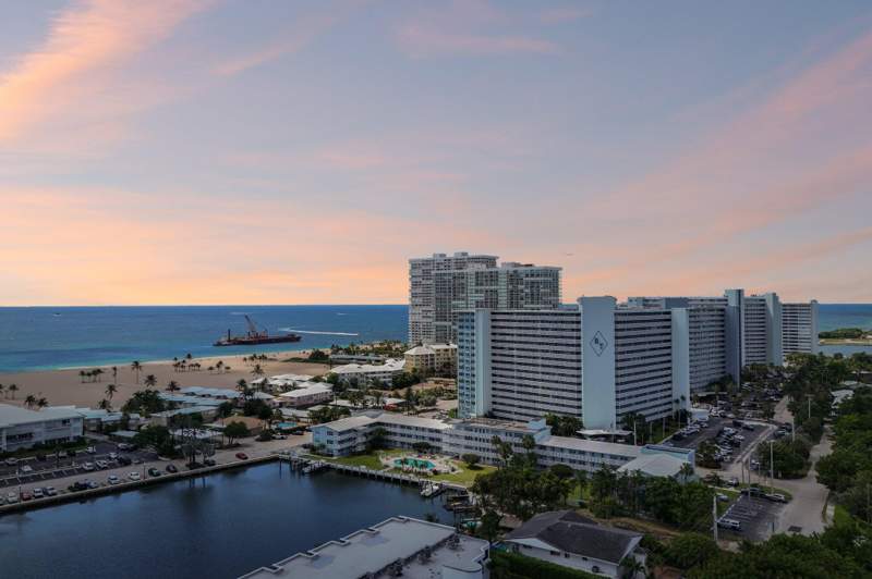 2 bedroom Stock Cooperative at 1850 S Ocean Drive #111, Lake Mayan Apts Co-Op, Fort Lauderdale — photo 4