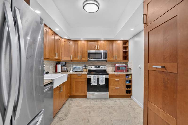 3 bedroom Condominium at 3960 Oaks Clubhouse #110, No 78 Palm-Aire Country Club, Pompano Beach — photo 5