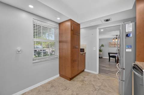 3960 Oaks Clubhouse #110, Pompano Beach FL - photo 9 of 52