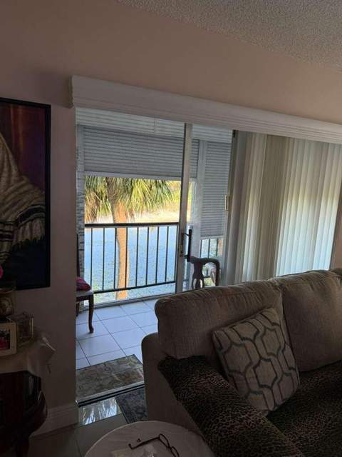 4164 Inverrary Drive #302, Lauderhill FL - photo 18 of 34