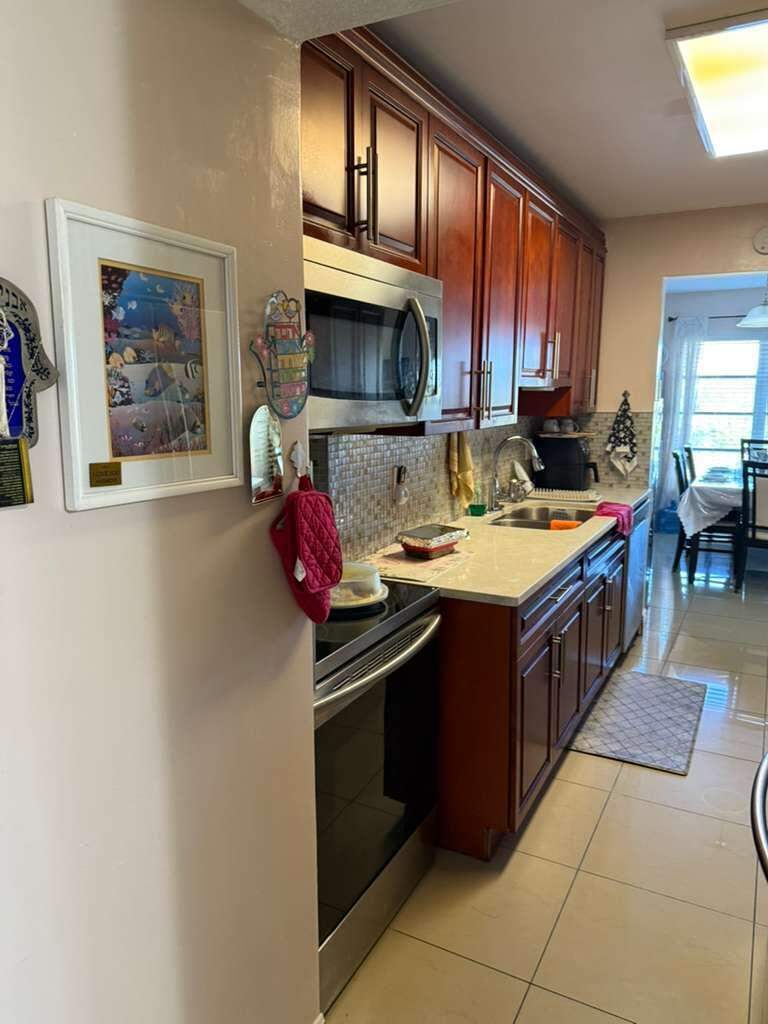 2 bedroom Condominium at 4164 Inverrary Drive #302, Manors Of Inverrary Xii, Lauderhill — photo 4