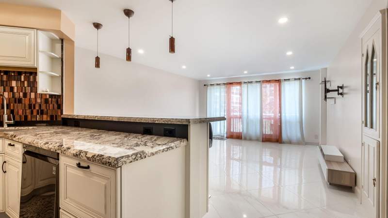 2 bedroom Condominium at 133 N Pompano Beach Boulevard #204, Ocean Monarch Condo, Pompano Beach — photo 3