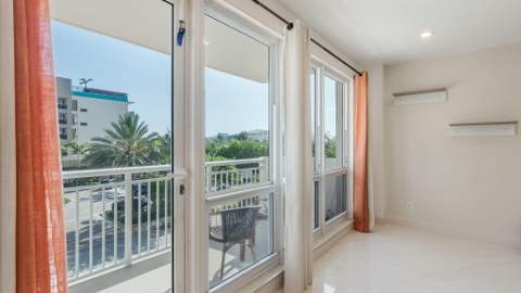 133 N Pompano Beach Boulevard #204, Pompano Beach FL - photo 12 of 37