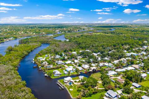 715 SW Rustic Circle, Stuart FL - photo 10 of 10