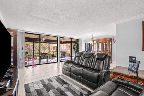 11262 Green Lake Drive #204, Boynton Beach FL - photo 16 of 81