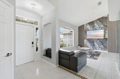 102 NW Peach Street, Port St. Lucie FL - photo 12 of 70