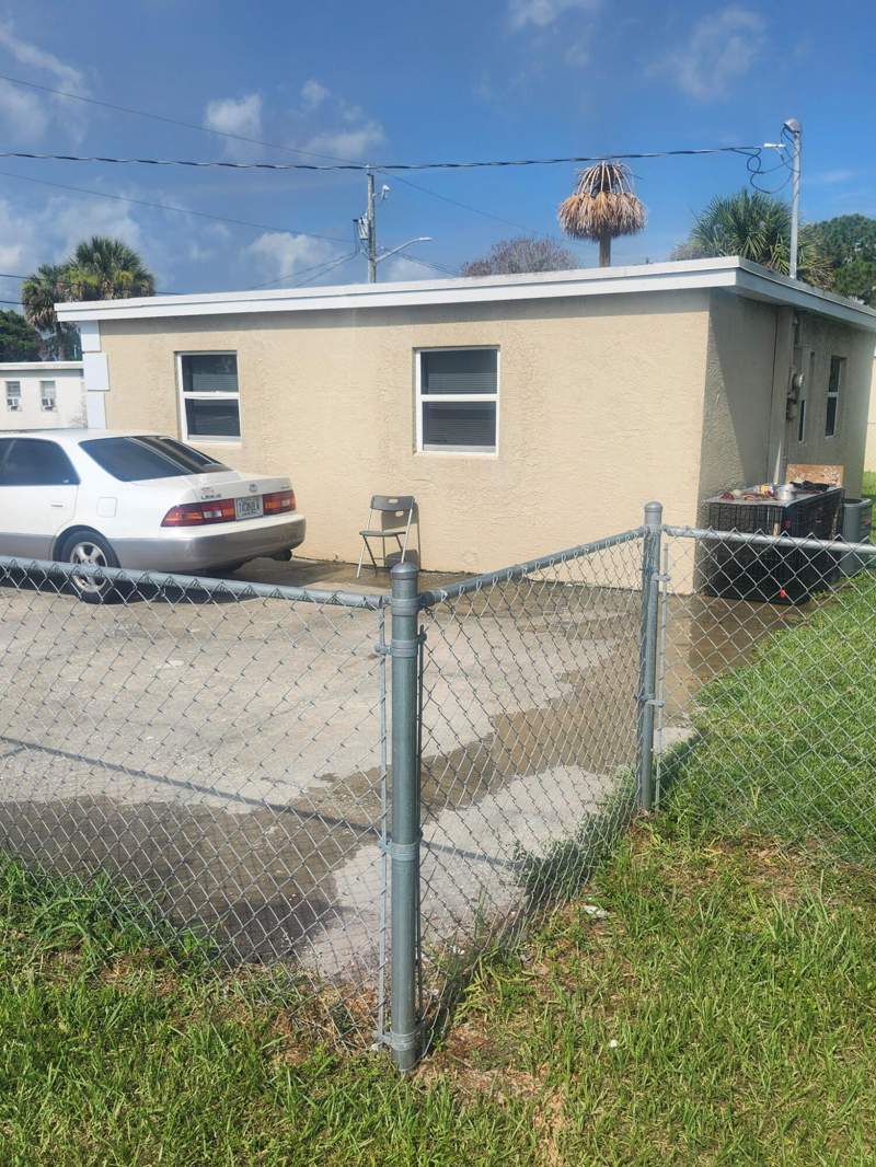 2 bedroom Single Family Residence at 2504 Wilkins Avenue, H J Kincy'S Subdivision, Fort Pierce — photo 3