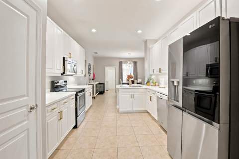 10487 SW West Park Avenue, FL - photo 19 of 47