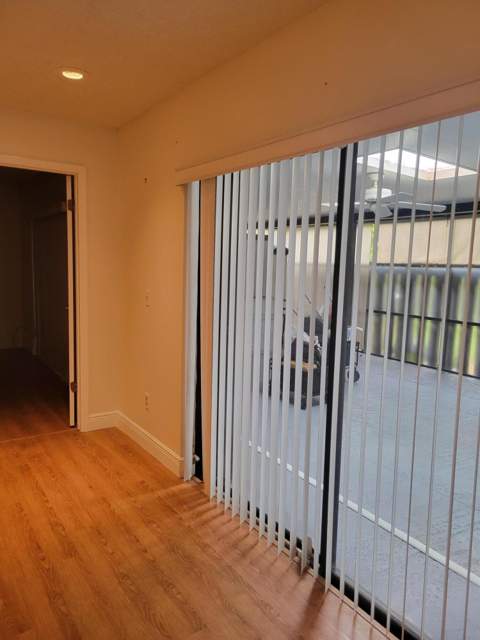 903 SE Camelot Gardens Boulevard, Port St. Lucie FL - photo 10 of 91