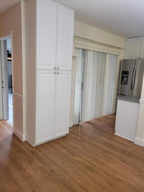 903 SE Camelot Gardens Boulevard, Port St. Lucie FL - photo 16 of 91
