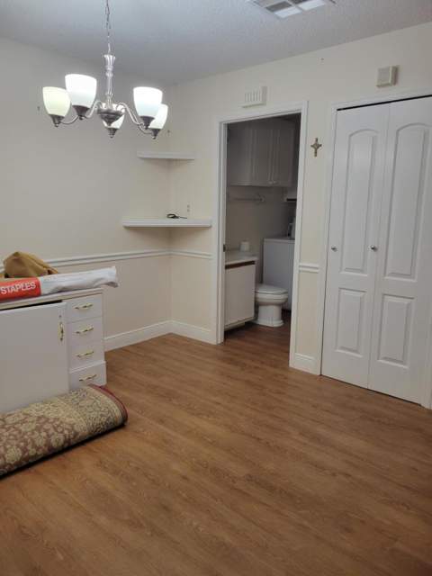 903 SE Camelot Gardens Boulevard, Port St. Lucie FL - photo 17 of 91