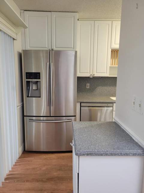 903 SE Camelot Gardens Boulevard, Port St. Lucie FL - photo 21 of 91