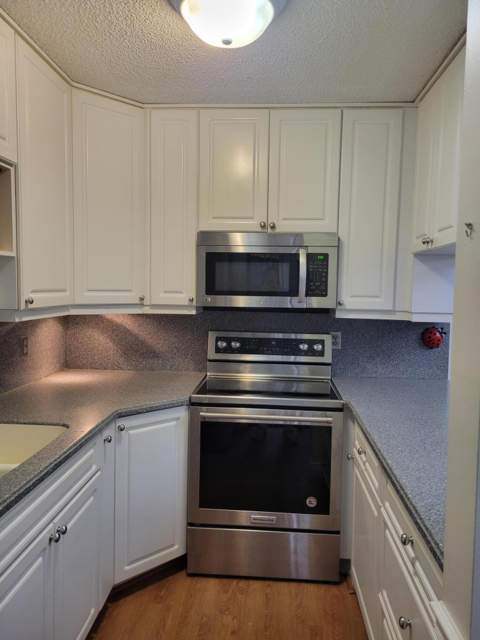 903 SE Camelot Gardens Boulevard, Port St. Lucie FL - photo 23 of 91