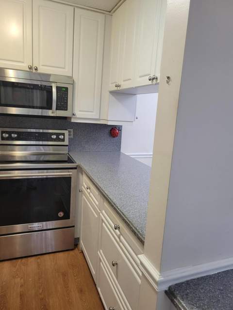 903 SE Camelot Gardens Boulevard, Port St. Lucie FL - photo 24 of 91