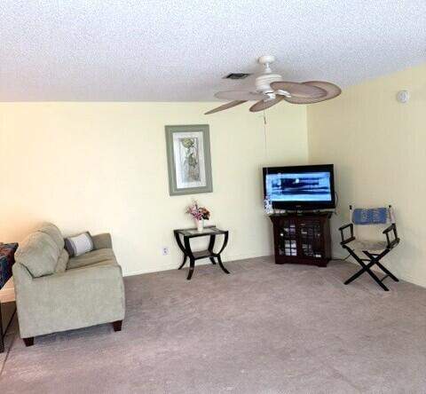 1216 S S Lakes End Drive #Apt D, Fort Pierce FL - photo 10 of 20