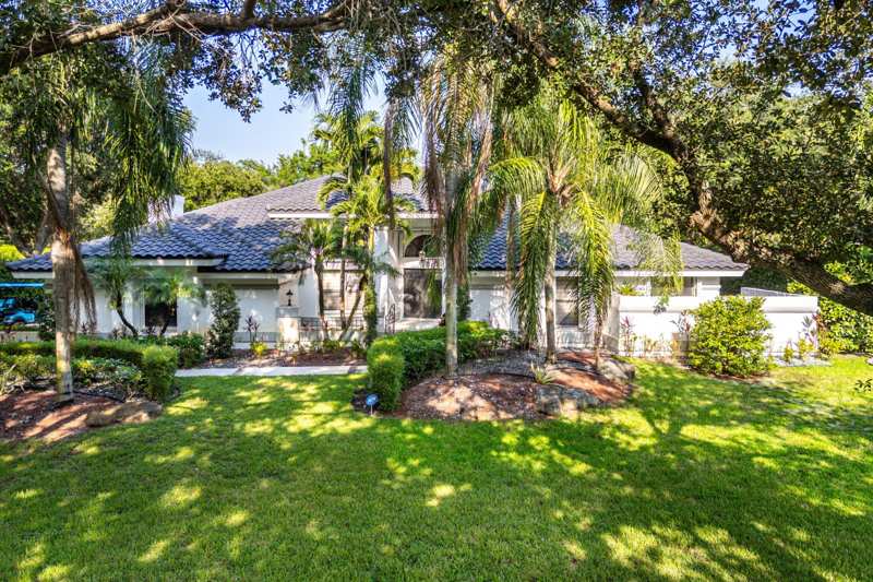 4 bedroom Single Family Residence at 7210 W Cypresshead Drive, Parkland Lakes, Parkland — photo 1