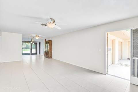 4450 Nutmeg Tree Lane #A, Boynton Beach FL - photo 9 of 21