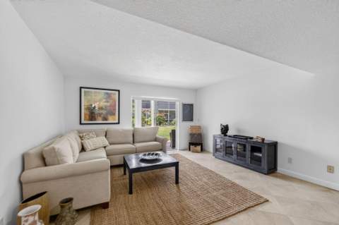 18081 SE Country Club Drive #9-83, Jupiter FL - photo 6 of 22