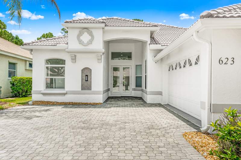 3 bedroom Single Family Residence at 623 SW Lake Charles Circle, Lake Charles Phase 2A, Port St. Lucie — photo 5