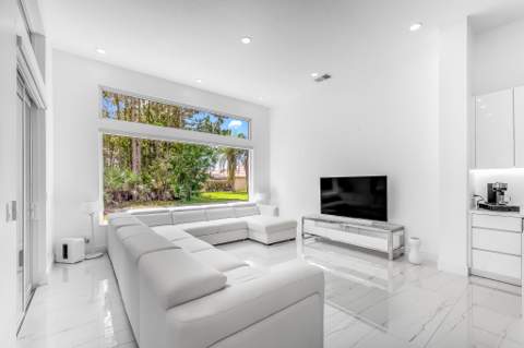 623 SW Lake Charles Circle, Port St. Lucie FL - photo 16 of 56