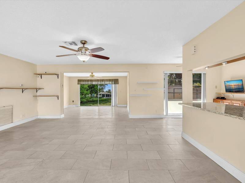 2 bedroom Single Family Residence at 4041 NE 18th Terrace, Beacon Heights Sec, Pompano Beach — photo 4