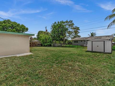 4041 NE 18th Terrace, Pompano Beach FL - photo 9 of 56