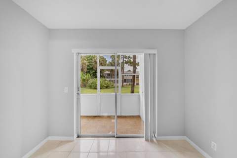 49 Hastings #D, West Palm Beach FL - photo 24 of 40