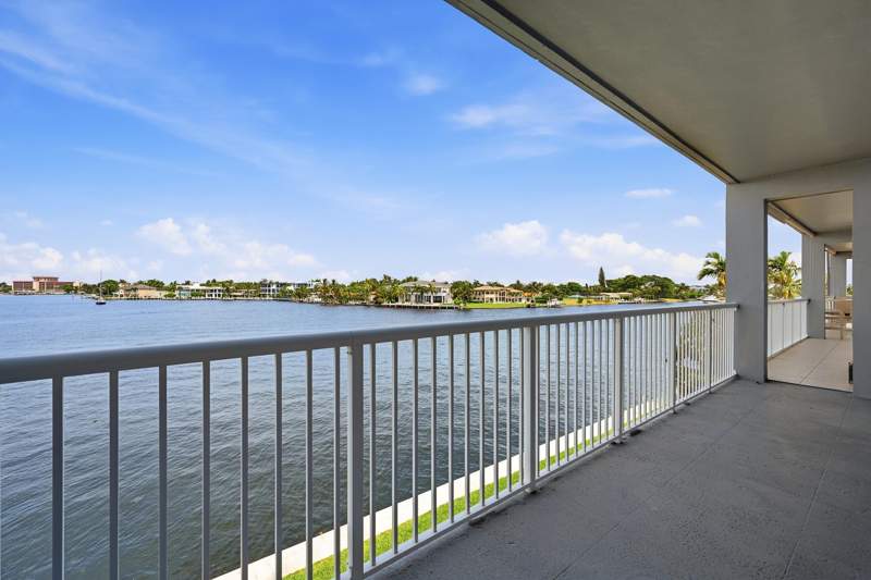 1 bedroom Condominium at 1201 S Riverside Drive #306, Fairbanks Terrace South Co-Op, Pompano Beach — photo 4