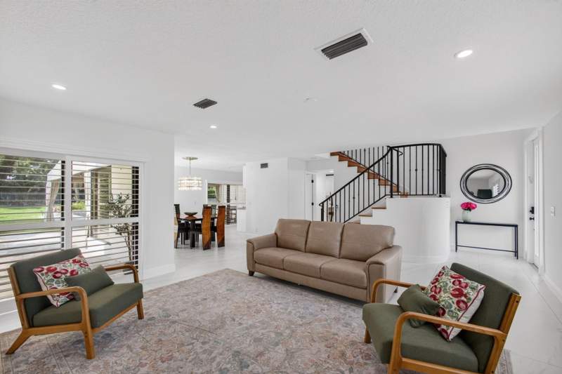 5 bedroom Single Family Residence at 6188 Celadon Circle, Eastpointe Country Club 6, Palm Beach Gardens — photo 4