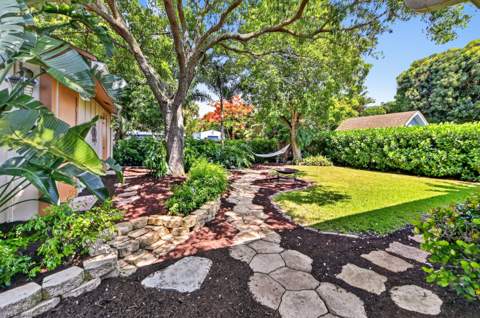 313 Poe Drive, Palm Springs FL - photo 7 of 39