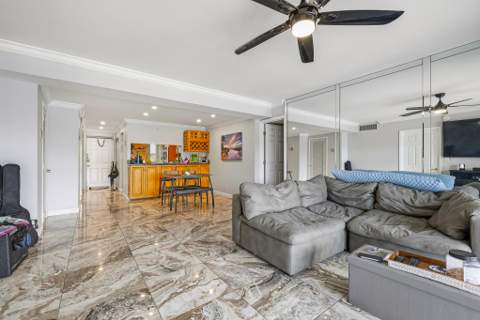 1319 E Hillsboro Boulevard #208, Deerfield Beach FL - photo 6 of 25