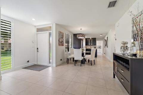 261 Old Meadow Way, Palm Beach Gardens FL - photo 11 of 29
