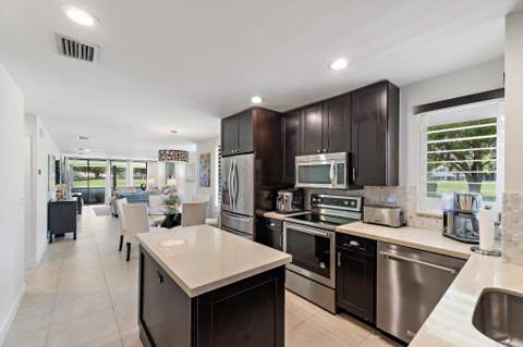 261 Old Meadow Way, Palm Beach Gardens FL - photo 16 of 29