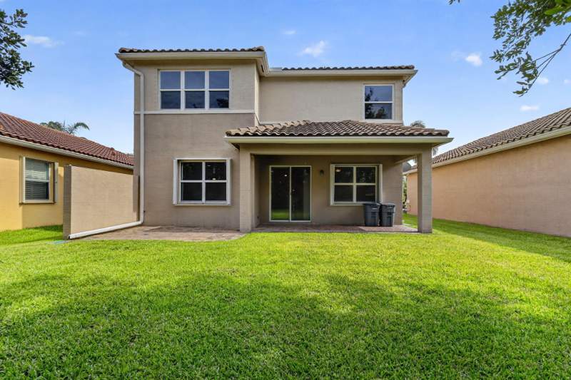 5 bedroom Single Family Residence at 8135 Cantabria Falls Drive, Canyon Trails, Boynton Beach — photo 3