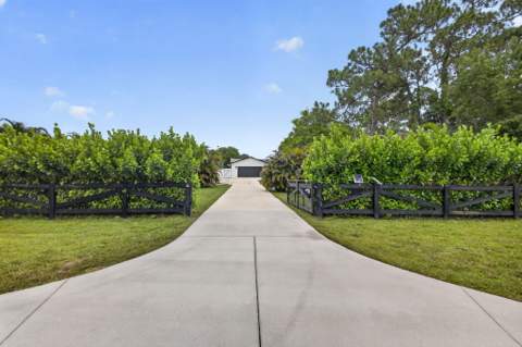 17968 Bridle Court, Jupiter Farms FL - photo 9 of 117