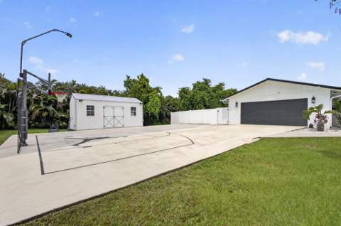 17968 Bridle Court, Jupiter Farms FL - photo 13 of 117
